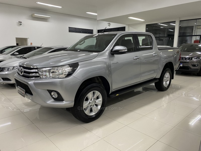 HILUX 2.8 SR 4X4 CD 16V DIESEL 4P AUTOMÁTICO - 2017 - CHARQUEADAS