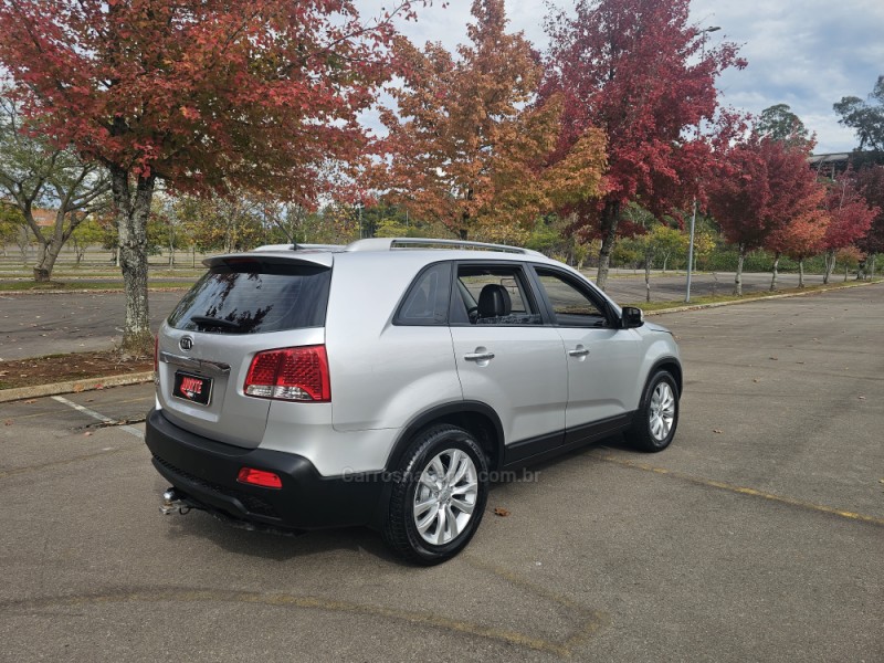 SORENTO 2.4 EX2 4X2 16V GASOLINA 4P AUTOMÁTICO - 2012 - BENTO GONçALVES