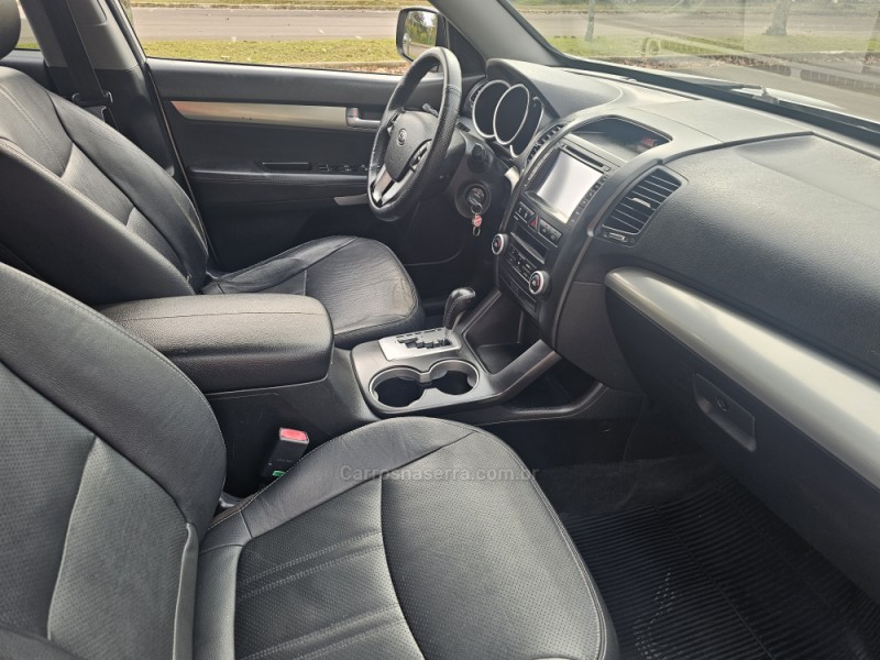 SORENTO 2.4 EX2 4X2 16V GASOLINA 4P AUTOMÁTICO - 2012 - BENTO GONçALVES