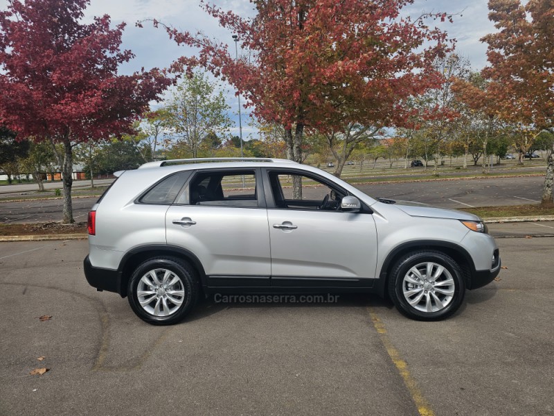 SORENTO 2.4 EX2 4X2 16V GASOLINA 4P AUTOMÁTICO - 2012 - BENTO GONçALVES
