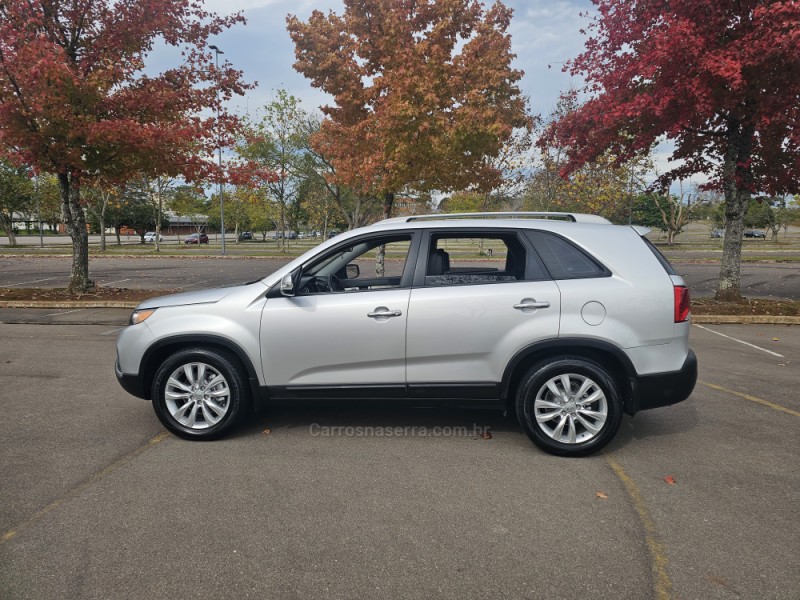 SORENTO 2.4 EX2 4X2 16V GASOLINA 4P AUTOMÁTICO - 2012 - BENTO GONçALVES