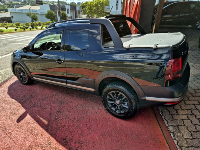 SAVEIRO 1.6 CROSS CD 16V FLEX 2P MANUAL - 2017 - FARROUPILHA
