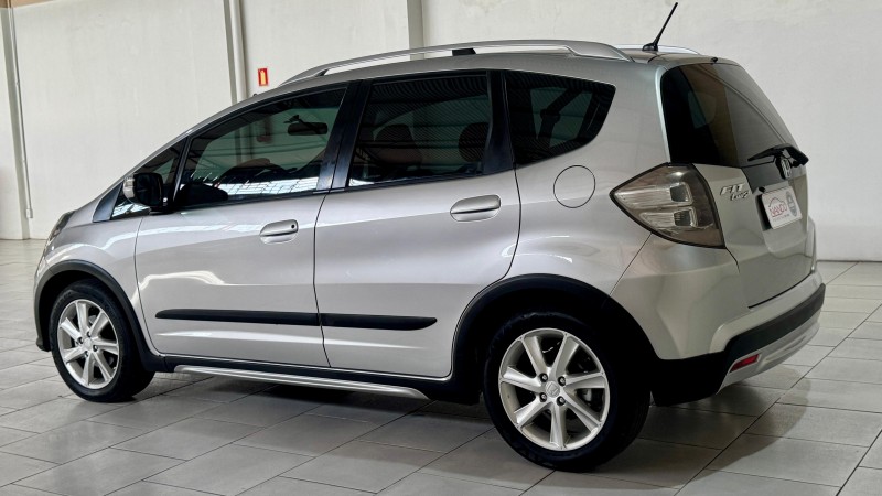 FIT 1.5 TWIST 16V FLEX 4P AUTOMÁTICO - 2014 - ESTâNCIA VELHA