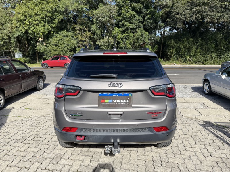 COMPASS 2.0 16V DIESEL TRAILHAWK 4X4 AUTOMÁTICO - 2018 - NOVA PETRóPOLIS
