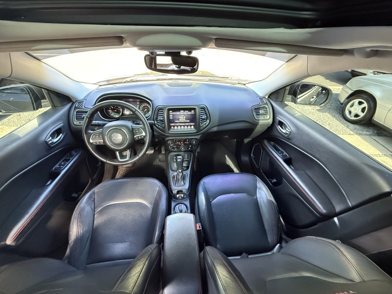 COMPASS 2.0 16V DIESEL TRAILHAWK 4X4 AUTOMÁTICO - 2018 - NOVA PETRóPOLIS