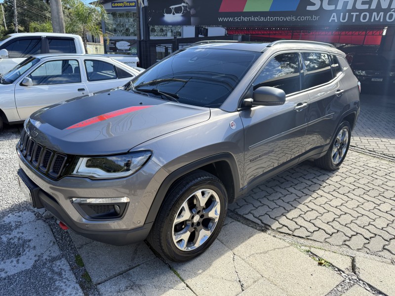 COMPASS 2.0 16V DIESEL TRAILHAWK 4X4 AUTOMÁTICO - 2018 - NOVA PETRóPOLIS