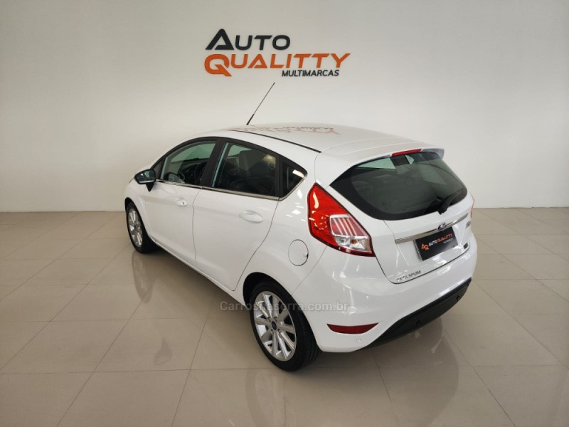 FIESTA 1.6 TITANIUM HATCH 16V FLEX 4P AUTOMÁTICO - 2018 - CAXIAS DO SUL