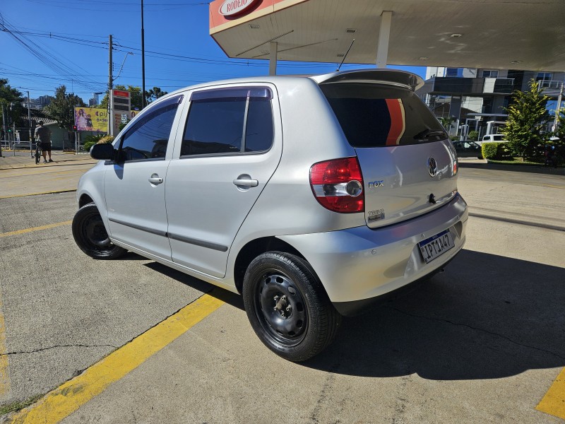 FOX 1.0 MI 8V FLEX 4P MANUAL - 2009 - CAXIAS DO SUL