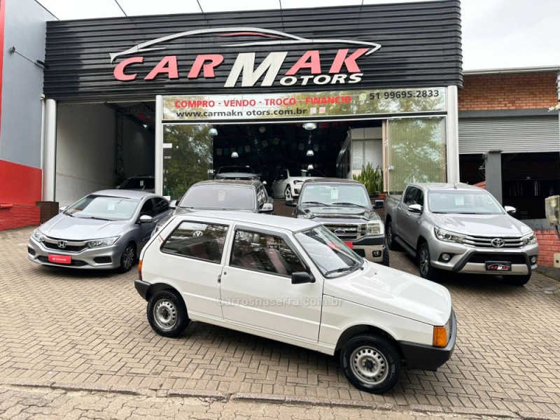 UNO 1.0 MILLE 8V GASOLINA 2P MANUAL - 1991 - DOIS IRMãOS