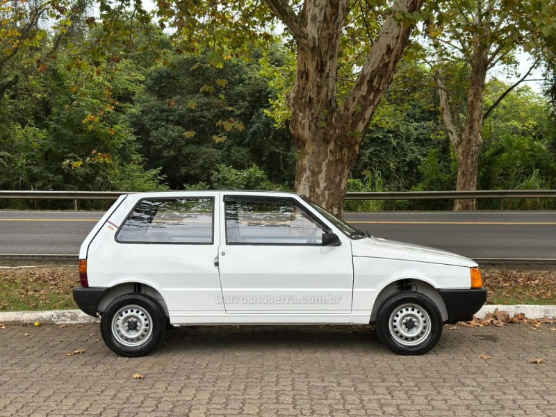 UNO 1.0 MILLE 8V GASOLINA 2P MANUAL - 1991 - DOIS IRMãOS