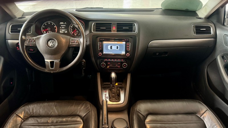 JETTA 2.0 16V TSI GLI 350 GASOLINA 4P AUTOMÁTICO - 2011 - ESTâNCIA VELHA