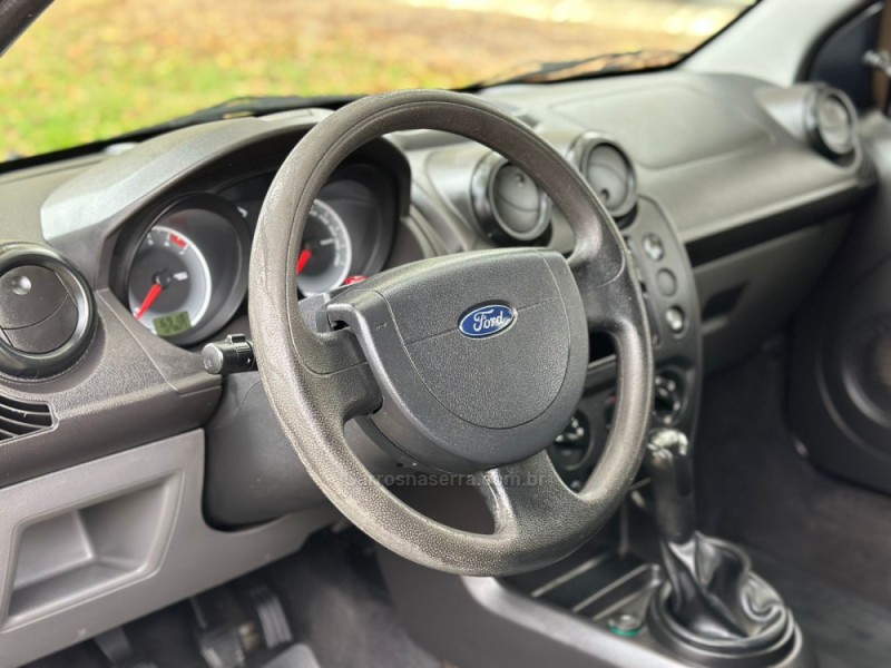 FIESTA 1.6 MPI 8V GASOLINA 4P MANUAL - 2011 - DOIS IRMãOS