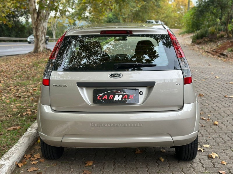 FIESTA 1.6 MPI 8V GASOLINA 4P MANUAL - 2011 - DOIS IRMãOS