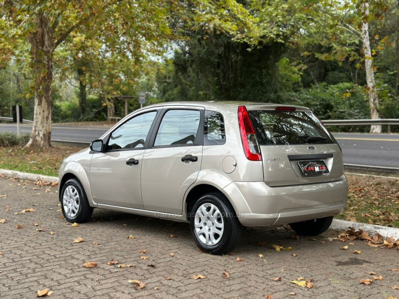 FIESTA 1.6 MPI 8V GASOLINA 4P MANUAL - 2011 - DOIS IRMãOS