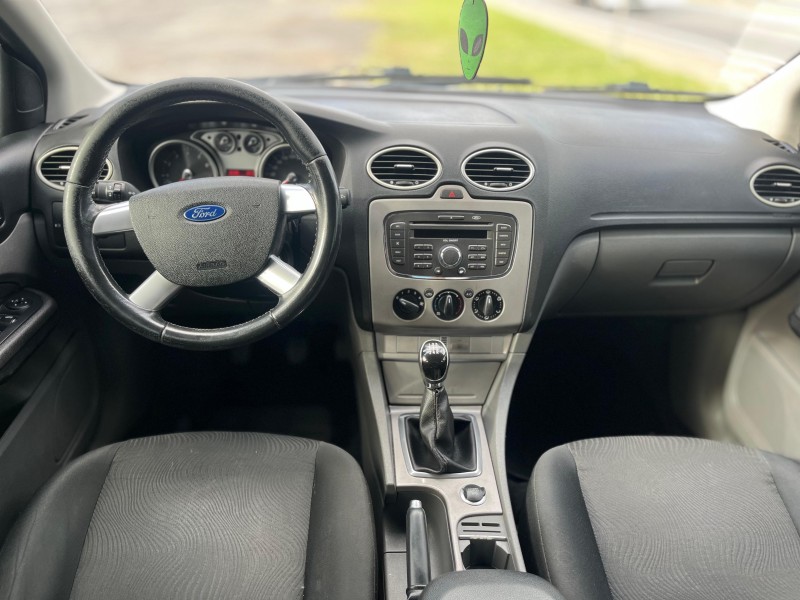 FOCUS 1.6 GLX 16V FLEX 4P MANUAL - 2013 - FARROUPILHA
