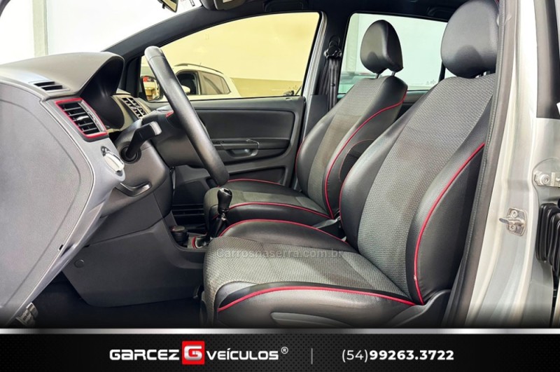 FOX 1.6 MI ROCK IN RIO 8V FLEX 4P MANUAL - 2016 - BENTO GONçALVES