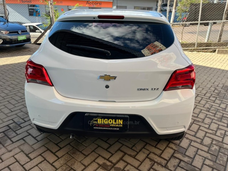 ONIX 1.4 MPFI LTZ 8V FLEX 4P AUTOMÁTICO - 2017 - BENTO GONçALVES