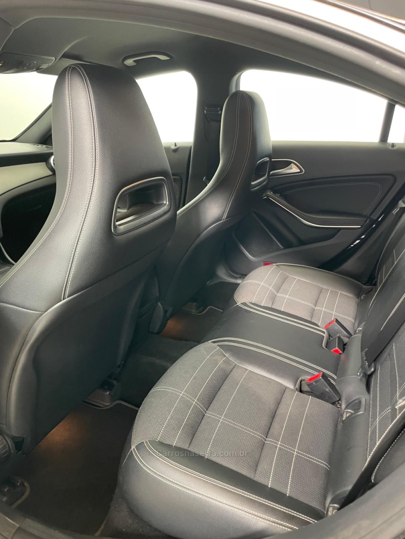 CLA 200 1.6 URBAN 16V FLEX 4P AUTOMÁTICO - 2016 - NOVO HAMBURGO