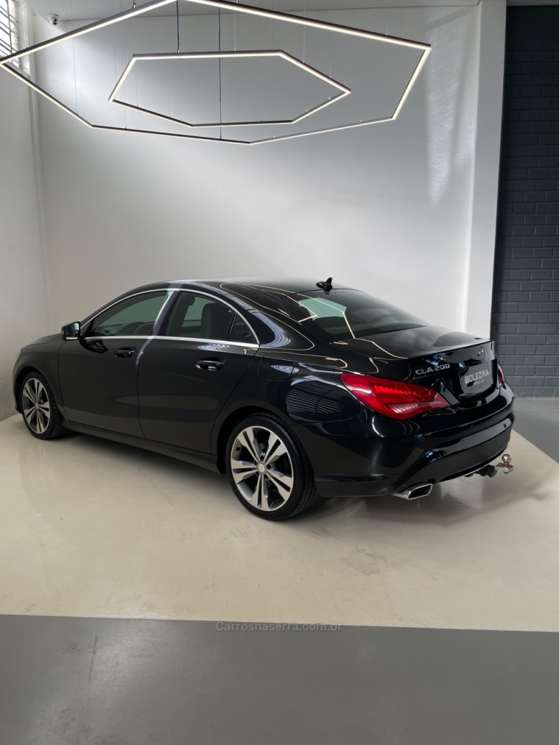 CLA 200 1.6 URBAN 16V FLEX 4P AUTOMÁTICO - 2016 - NOVO HAMBURGO