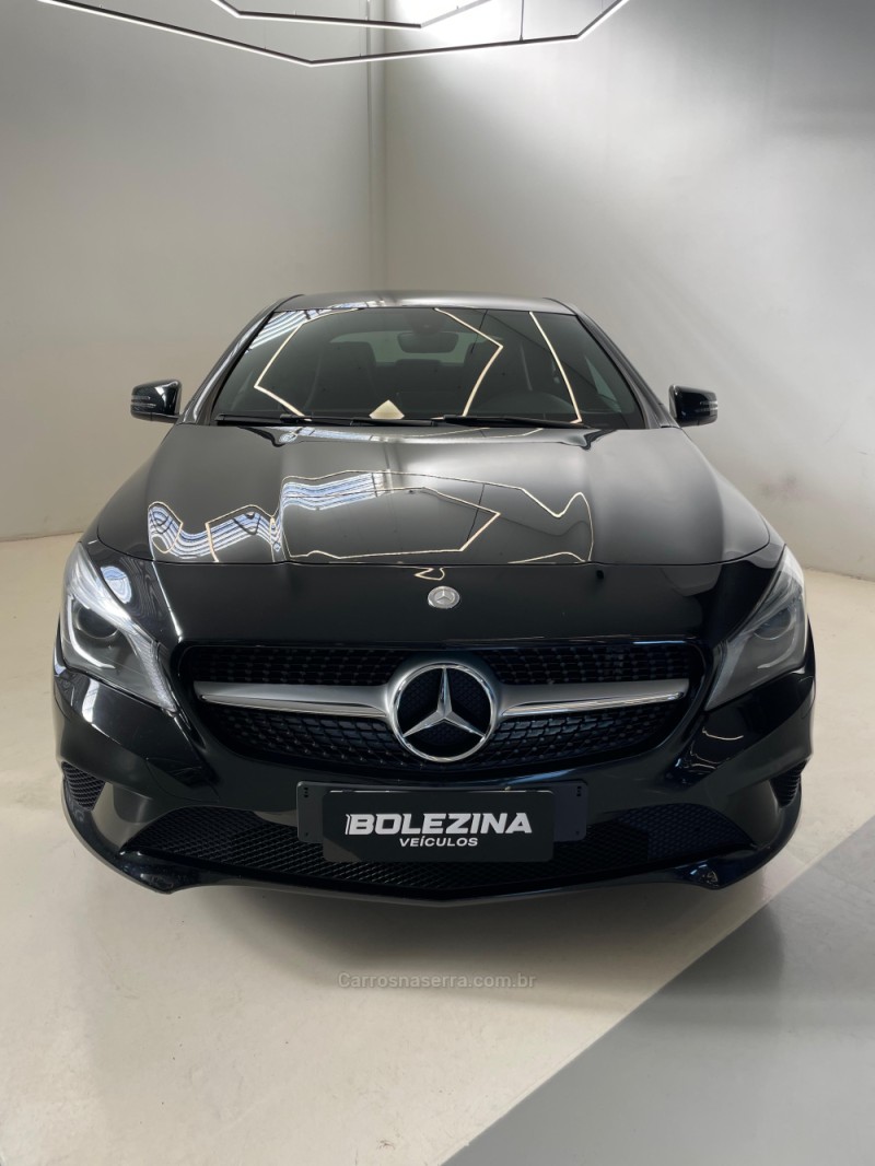 CLA 200 1.6 URBAN 16V FLEX 4P AUTOMÁTICO - 2016 - NOVO HAMBURGO