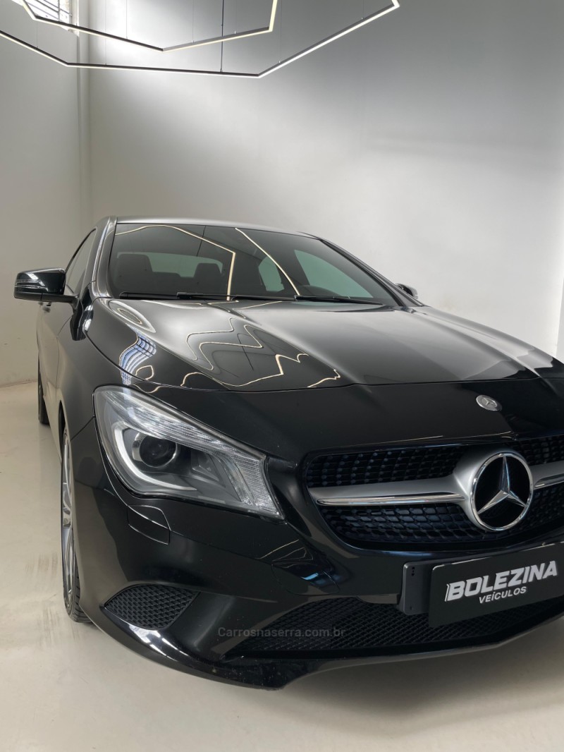 CLA 200 1.6 URBAN 16V FLEX 4P AUTOMÁTICO - 2016 - NOVO HAMBURGO