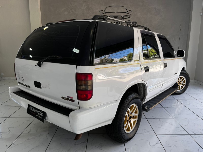 BLAZER 4.3 SFI DLX EXECUTIVE 4X2 V6 12V GASOLINA 4P AUTOMÁTICO - 1999 - CAXIAS DO SUL