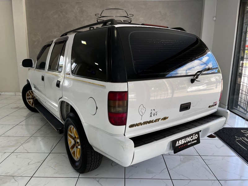 BLAZER 4.3 SFI DLX EXECUTIVE 4X2 V6 12V GASOLINA 4P AUTOMÁTICO - 1999 - CAXIAS DO SUL