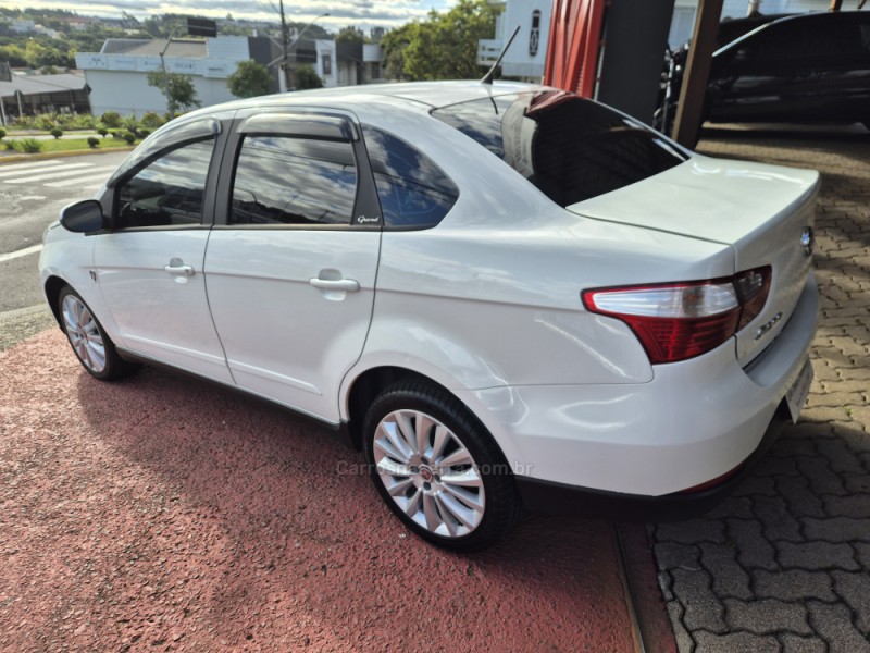 GRAND SIENA 1.4 MPI ATTRACTIVE 8V FLEX 4P MANUAL - 2016 - FARROUPILHA