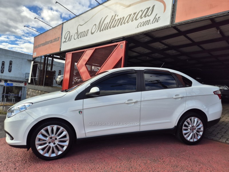 GRAND SIENA 1.4 MPI ATTRACTIVE 8V FLEX 4P MANUAL - 2016 - FARROUPILHA