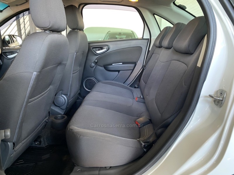 SIENA 1.4 MPI ATTRACTIVE 8V FLEX 4P MANUAL - 2017 - BENTO GONçALVES