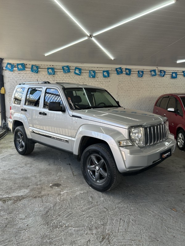 cherokee 3.7 limited 4x4 v6 12v gasolina 4p automatico 2012 caxias do sul