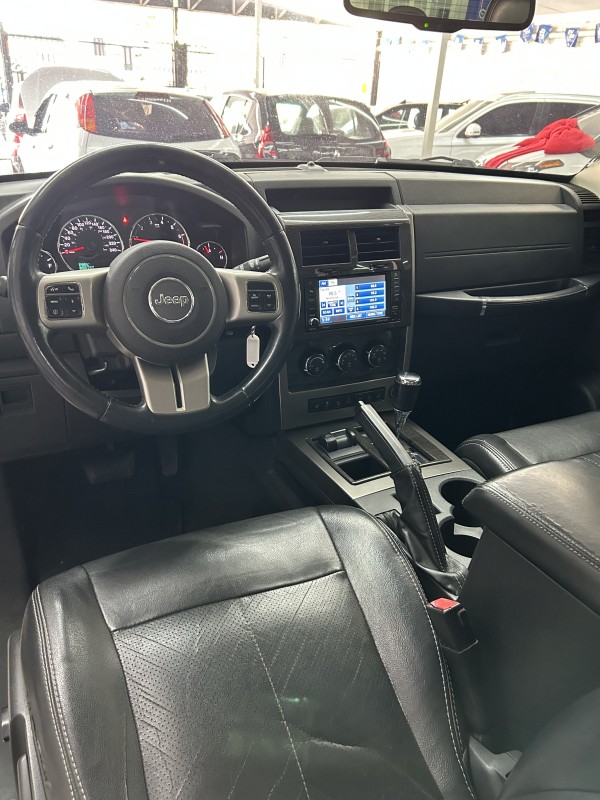 CHEROKEE 3.7 LIMITED 4X4 V6 12V GASOLINA 4P AUTOMÁTICO - 2012 - CAXIAS DO SUL