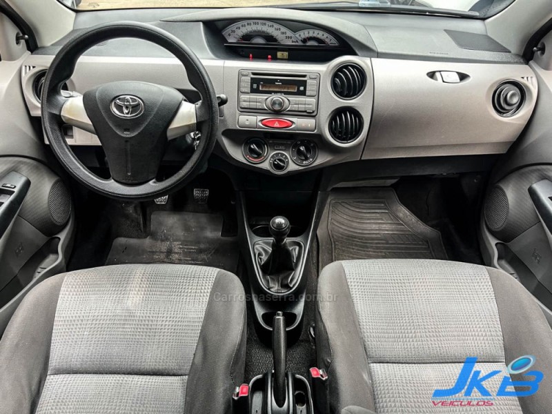 ETIOS 1.3 XS 16V FLEX 4P MANUAL - 2013 - NOVO HAMBURGO