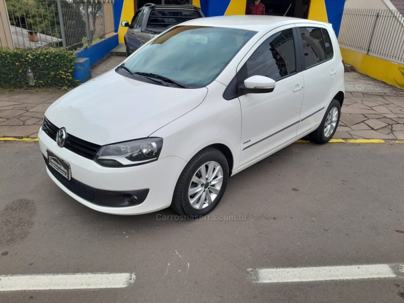 FOX 1.6 MI PRIME 8V FLEX 4P MANUAL - 2012 - NOVA PRATA