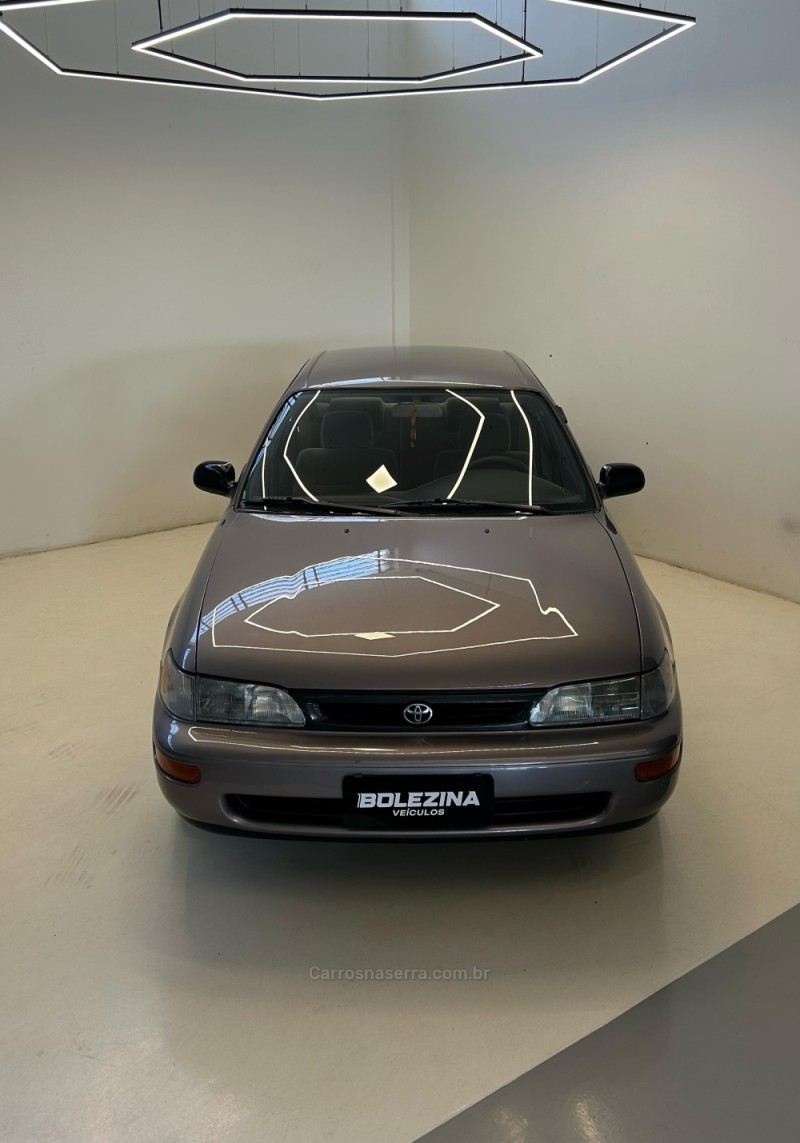 COROLLA 1.6 DX 16V GASOLINA 4P MANUAL - 1995 - NOVO HAMBURGO