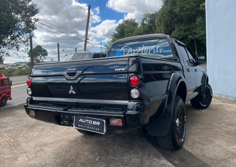L200 2.5 SPORT HPE 4X4 CD 8V TURBO INTERCOOLER DIESEL 4P AUTOMÁTICO - 2005 - CAXIAS DO SUL