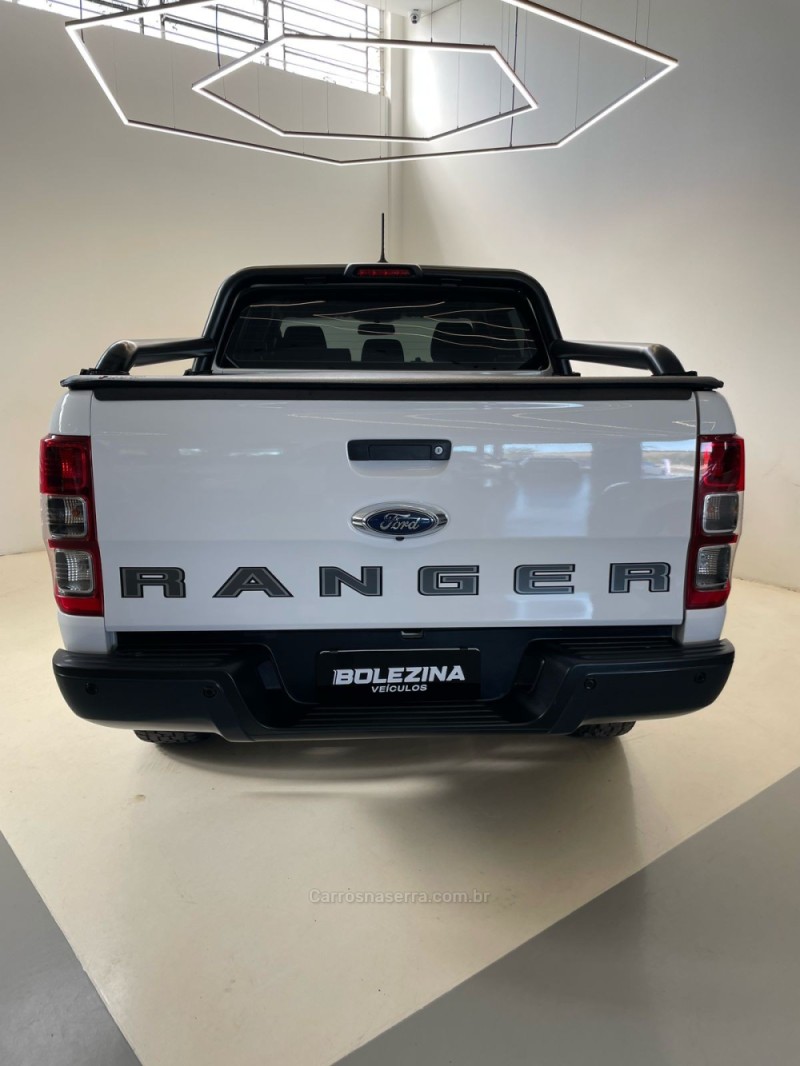 RANGER 3.2 STORM 4X4 CD 20V DIESEL 4P AUTOMÁTICO - 2023 - NOVO HAMBURGO