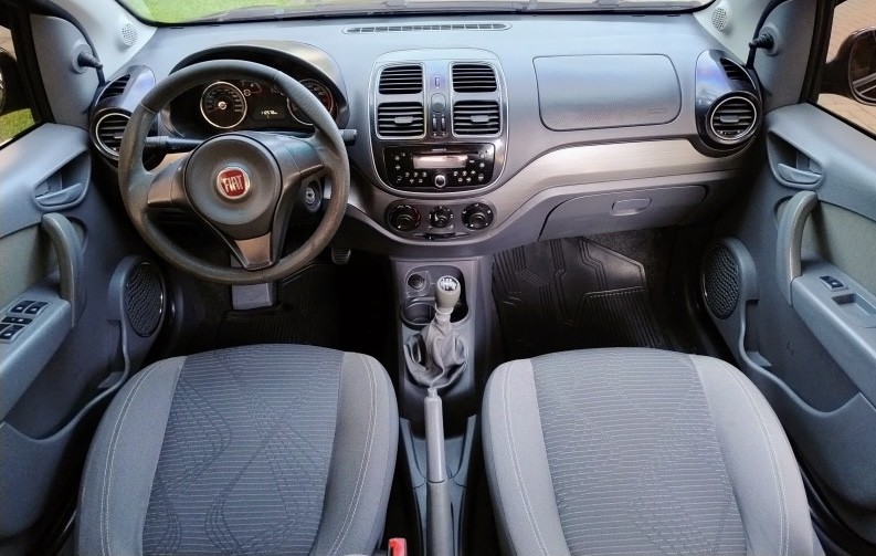 GRAND SIENA 1.4 MPI ATTRACTIVE 8V FLEX 4P MANUAL - 2014 - CAXIAS DO SUL