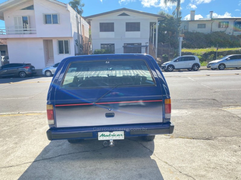 VERANEIO 4.0 CUSTOM DE LUXO 8V DIESEL 4P MANUAL - 1993 - FLORES DA CUNHA
