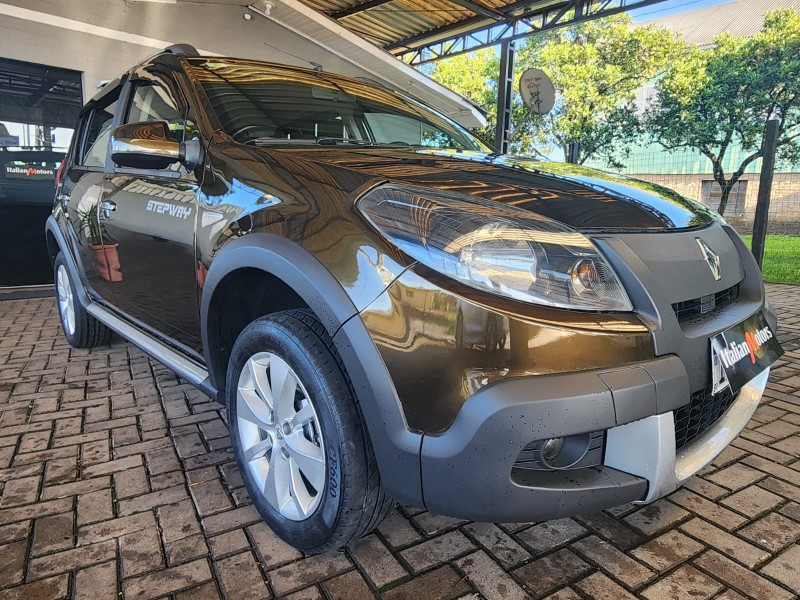 SANDERO 1.6 STEPWAY 16V DYNAMIQUE FLEX 4P MANUAL - 2014 - CAXIAS DO SUL