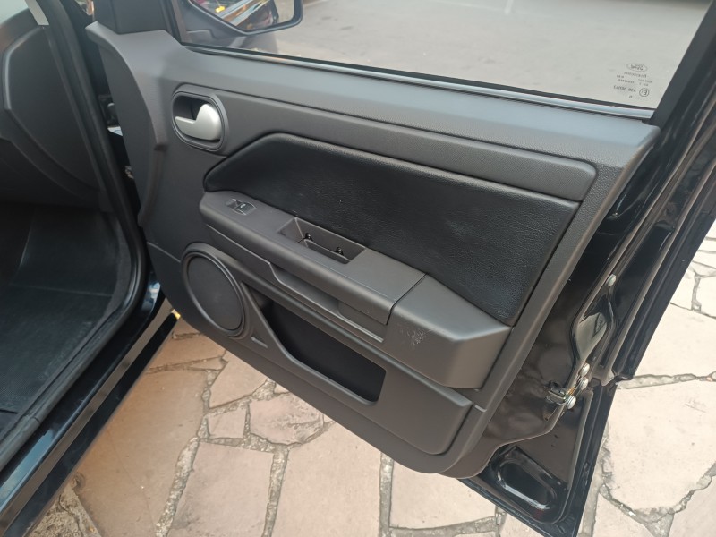ECOSPORT 1.6 XLT 8V FLEX 4P MANUAL - 2011 - FLORES DA CUNHA