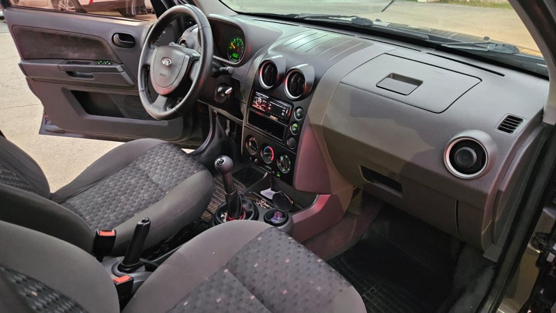 ECOSPORT 1.6 XLS 8V FLEX 4P MANUAL - 2005 - CAXIAS DO SUL