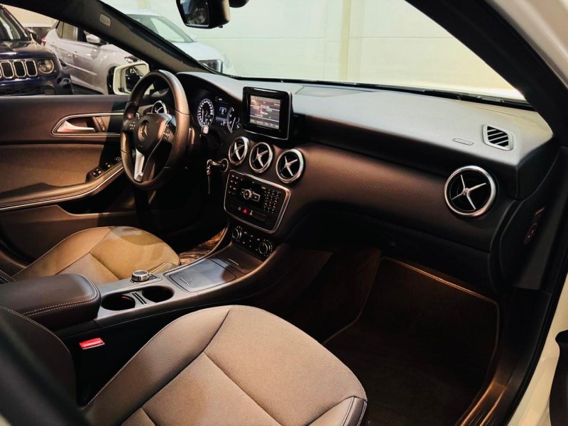 A 200 1.6 TURBO URBAN 16V GASOLINA 4P AUTOMÁTICO - 2015 - CAXIAS DO SUL