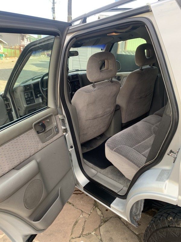 BLAZER 2.5 DLX 4X4 8V TURBO DIESEL 4P MANUAL - 1999 - CAXIAS DO SUL