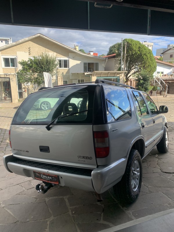 BLAZER 2.5 DLX 4X4 8V TURBO DIESEL 4P MANUAL - 1999 - CAXIAS DO SUL