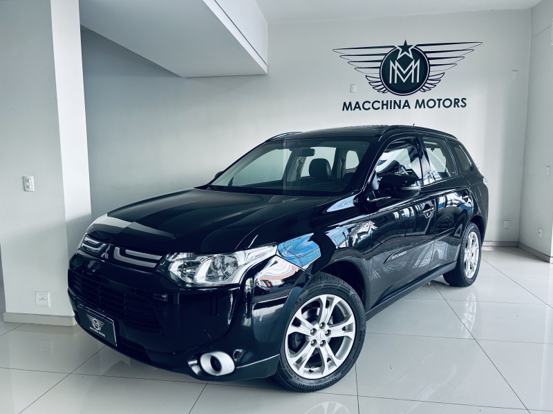OUTLANDER 2.0 16V GASOLINA 4P AUTOMÁTICO - 2015 - CAXIAS DO SUL