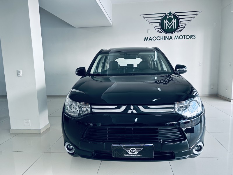 OUTLANDER 2.0 16V GASOLINA 4P AUTOMÁTICO - 2015 - CAXIAS DO SUL