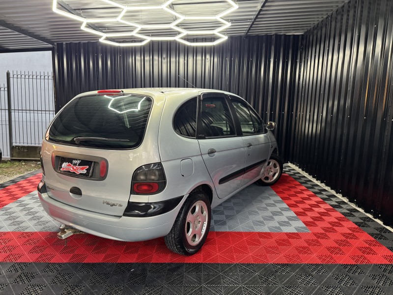 SCÉNIC 1.6 RT 16V GASOLINA 4P MANUAL - 2001 - CAXIAS DO SUL