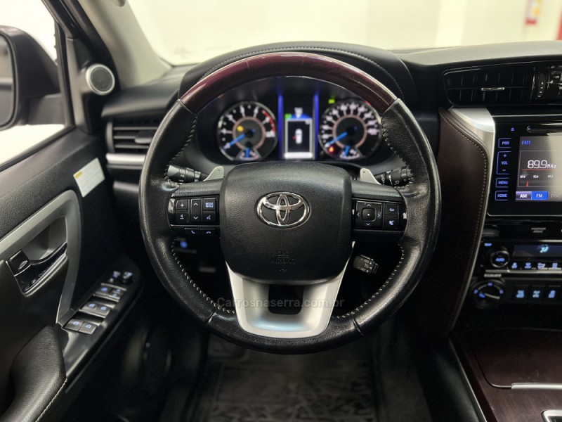 HILUX SW4 2.8 SRX 4X4 16V TURBO INTERCOOLER DIESEL 4P AUTOMÁTICO - 2017 - BENTO GONçALVES