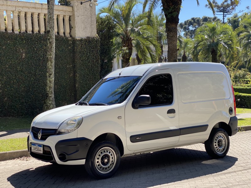 KANGOO 1.6 EXPRESSION 16V FLEX 4P MANUAL - 2015 - CAXIAS DO SUL